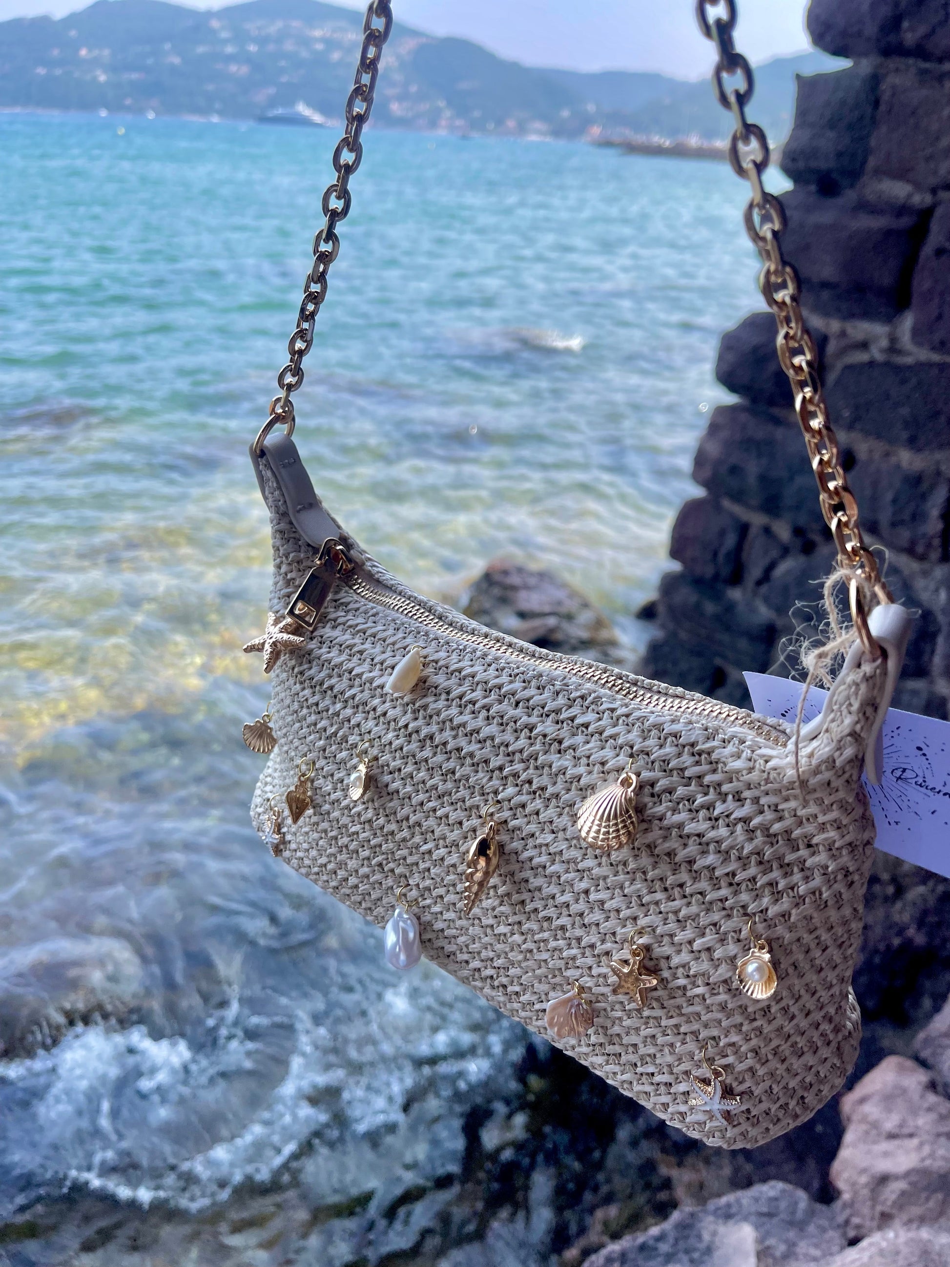 Sacs BAÏA Les Trésors de la Riviera sacs breloques coquillages 