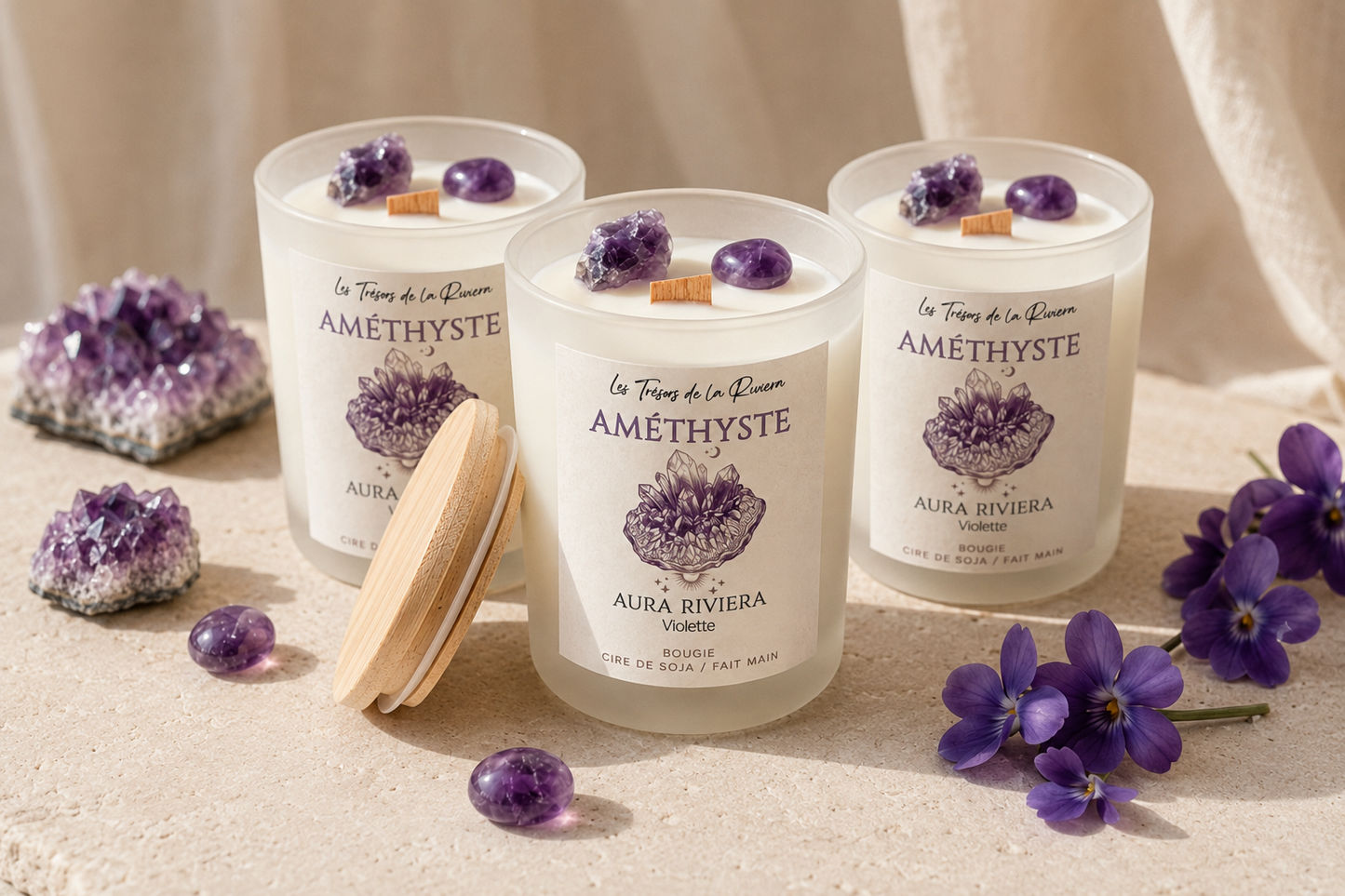 Bougie lithothérapie améthyste réalisée à la main avec cire végétale et parfum de Grasse à la violette